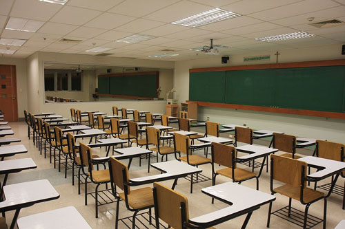 1024px Andrew Classroom De La Salle University 